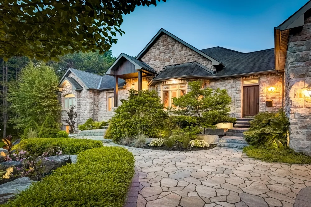 Elegant Home Front Landscape
