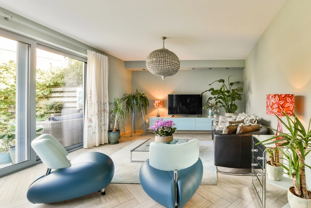 Statement Lighting and Artistic Fixtures