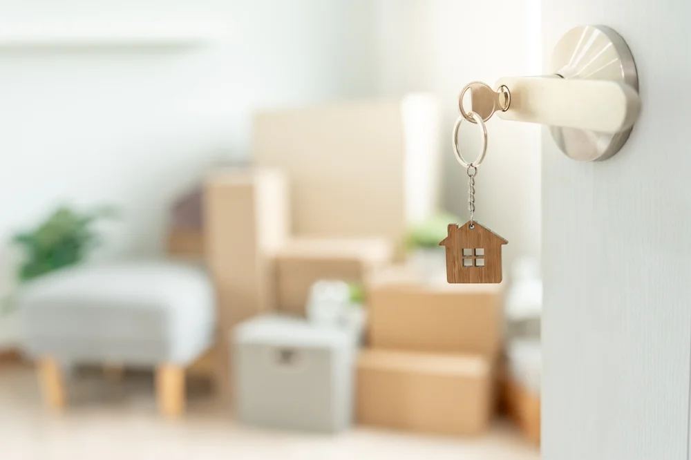 relocation door key